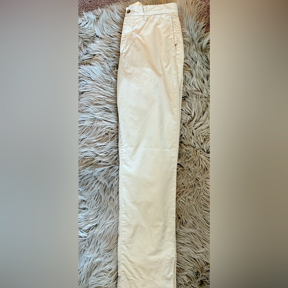 Men’s Polo Chino khakis